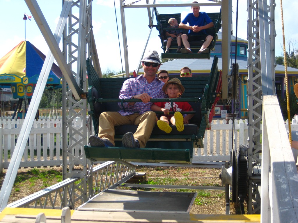 Amusement Parkt: Fort Edmonton Park